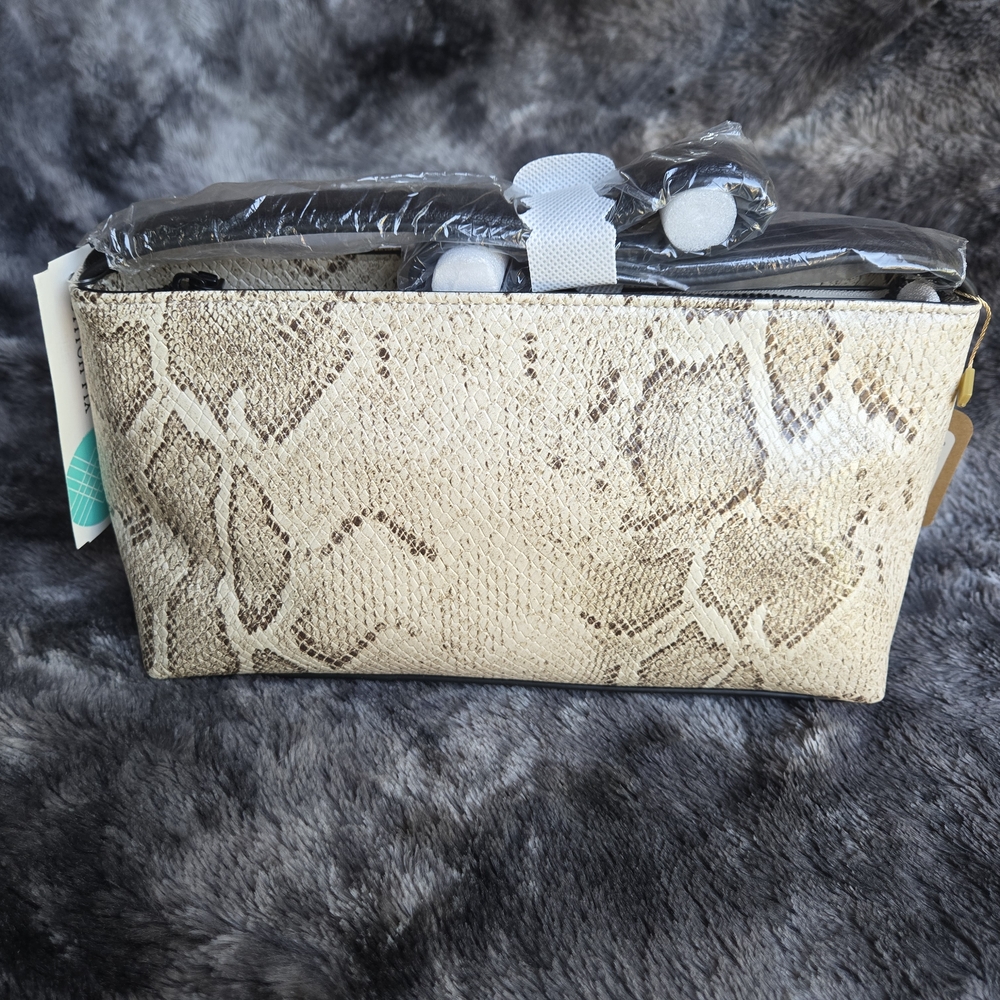 Campsite Ellie Shoulder Bag – Taupe Snake Print
